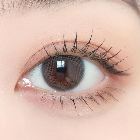 ENVIE Melt Moist translucent moisture color contacts