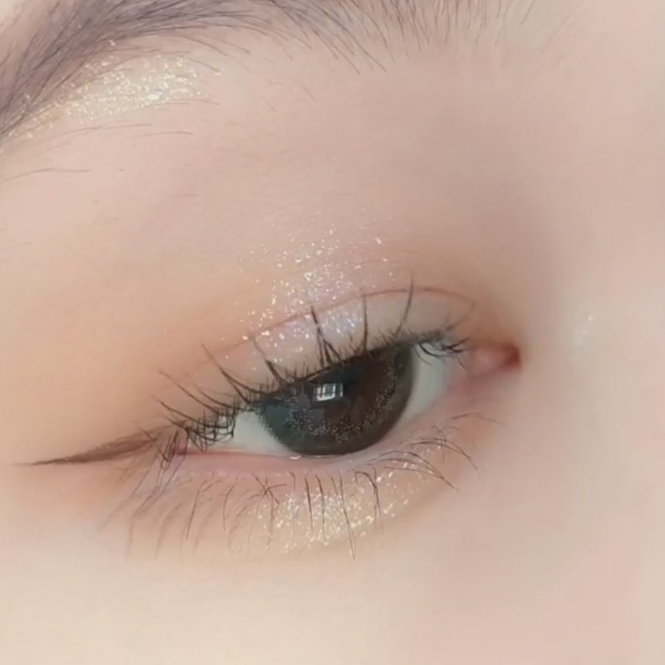 ENVIE Shade Brown daily disposable lenses no makeup look eye effect visual display MP4 Video