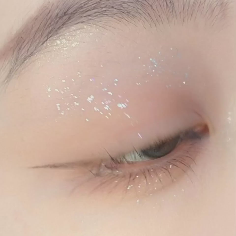 ENVIE Minuit Grege daily disposable lenses soft focus glow eye effect video display